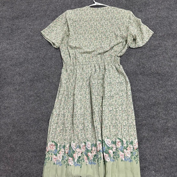 Leslie Fay Dresses & Skirts - Leslie Fay Dress Womens Size S Petite Green Floral Pleated Elastic Waist Midi